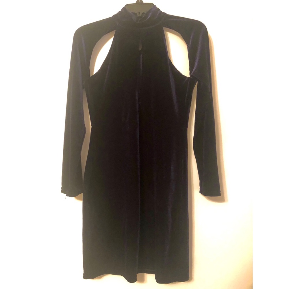 Navy blue velvet turtleneck bodycon dress